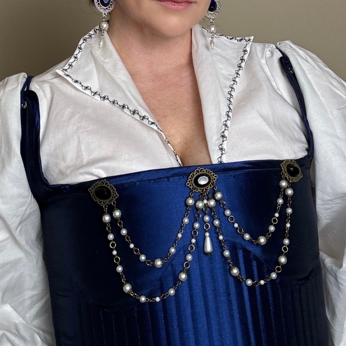 The Eleanor - Renaissance Tudor Style Bodice Jewelry